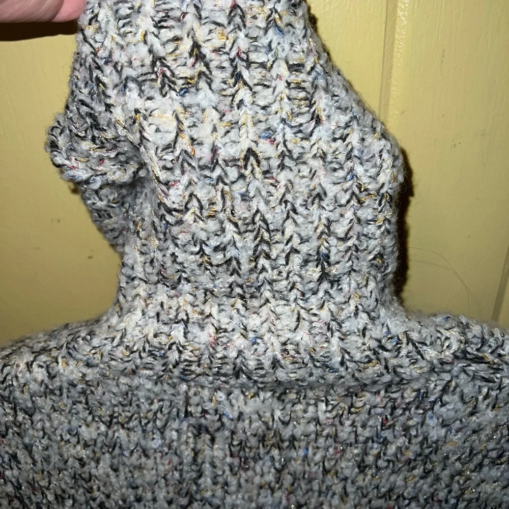 Lou & Grey LOFT Oversized Cowl Neck Chunky Acrylic Gray, Cream Sweater Size M/L - Picture 6 of 14